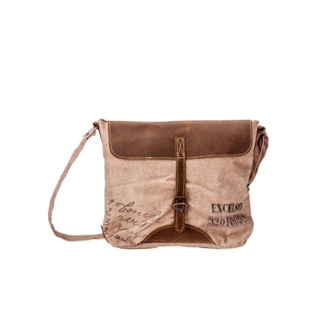 The barrel shack bag the cruz